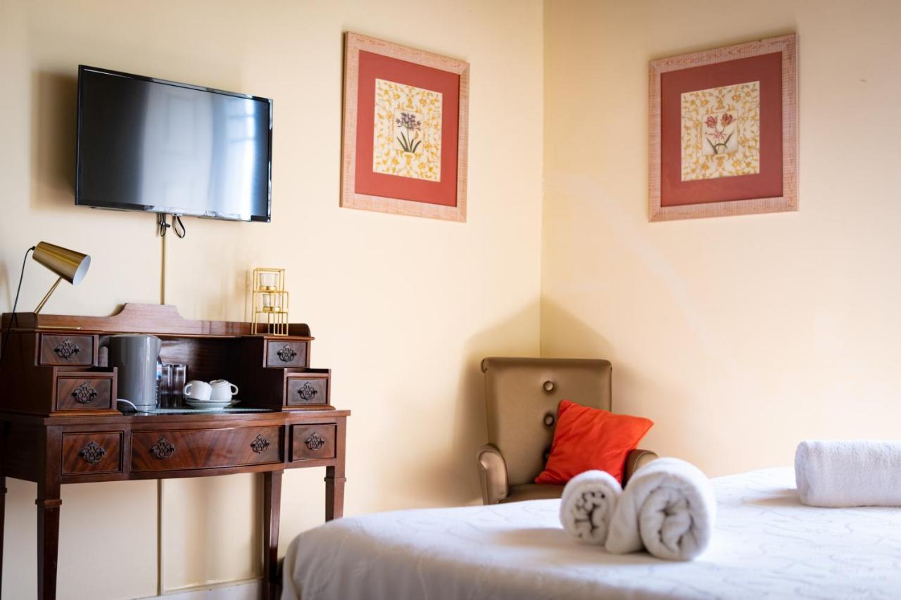 Hotel Rural Quinta Do Juncal Serra d'El-Rei Luaran gambar